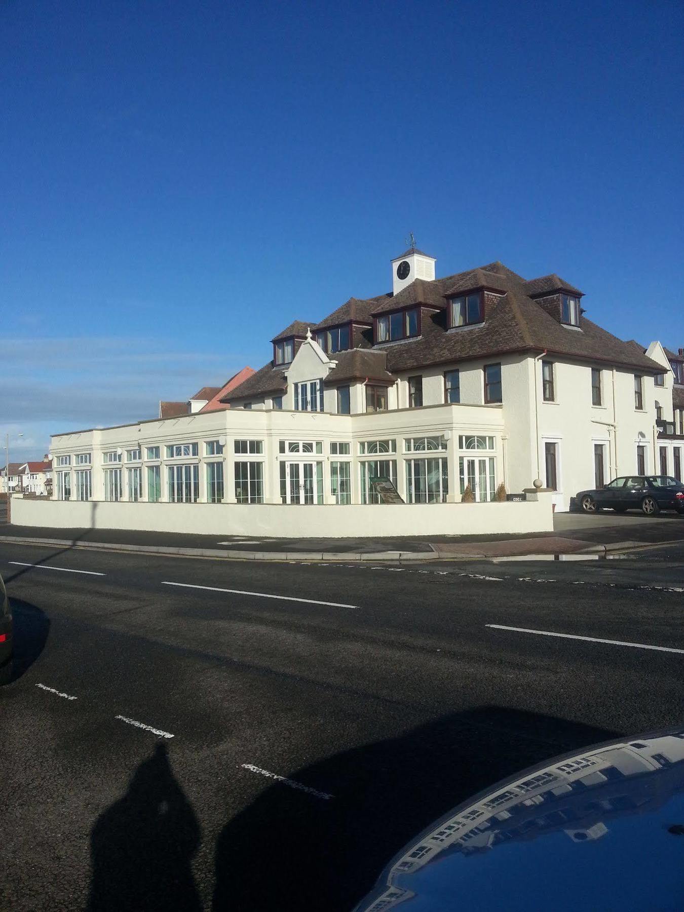 The Fairways Hotel Porthcawl Exterior photo